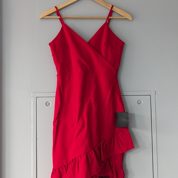 Lulus Sealed with A Kiss 💋 Red Ruffled Bodycon dress NWT - Picture 8 of 9
